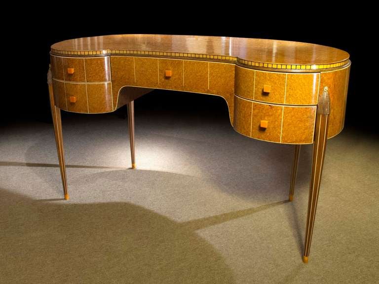 American Art Deco Amboyna Wood Kidney Form Desk in the Manner of Ruhlmann circa 1925
