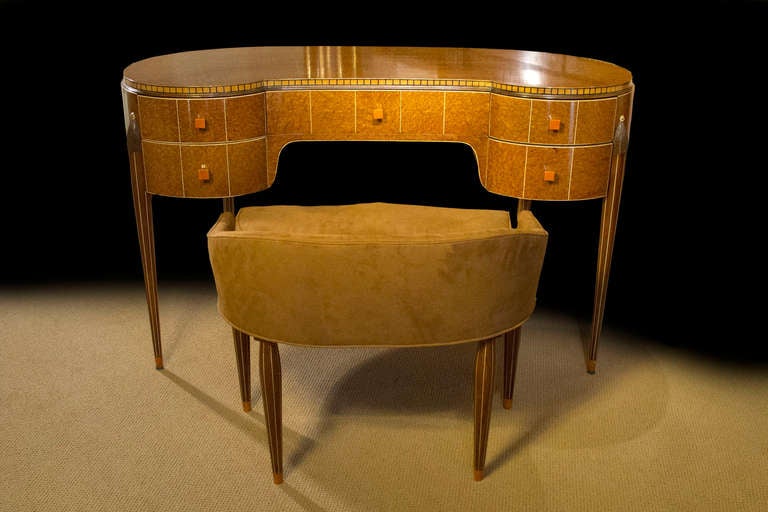 Art Deco Amboyna Wood Kidney Form Desk in the Manner of Ruhlmann circa 1925 1