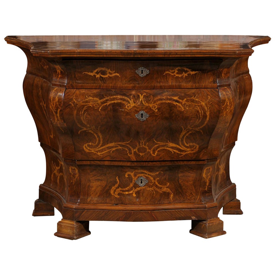 Continental Bombe Chest