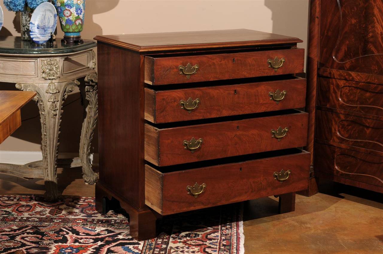 English George lll Mahogany Chest of Drawers