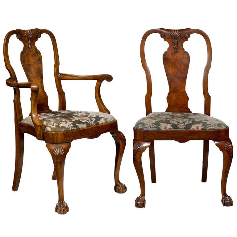 Beautiful set of 8 Georgian dining chairs made of burled walnut and walnut. 2 armchairs and 6 side chairs. All original.

These  fabulous chairs were featured in the recent filming of the third 