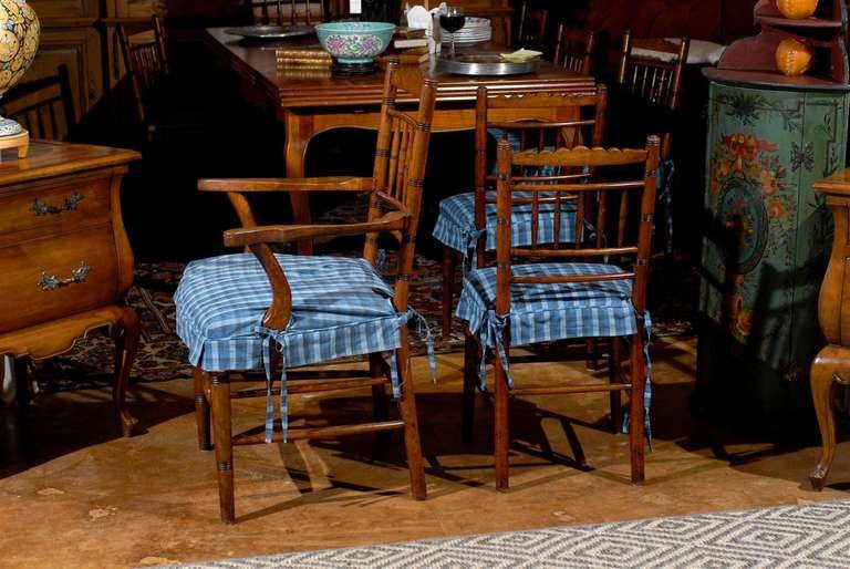 Set of 8 Heirloom Dining Chairs 1