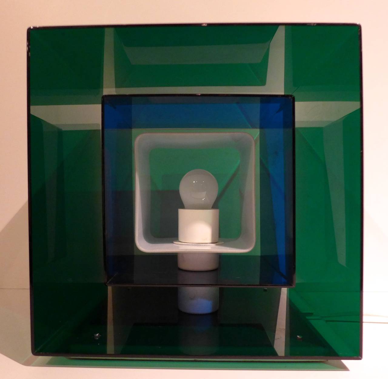 Stilnovo Kinetic Cube Lamp In Excellent Condition In New York, NY
