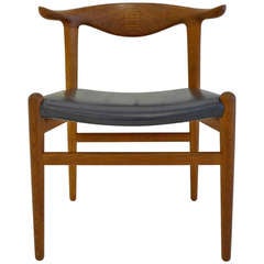 Hans Wegner 'Cowhorn' Chair in Oak