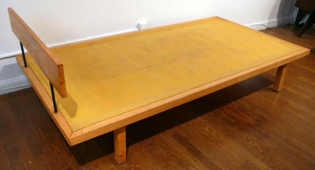 Residential Commission TAC Daybed