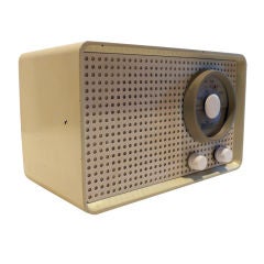 Vintage Braun SK-2 Radio