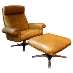 De Sede Leather Lounge Chair and Ottoman