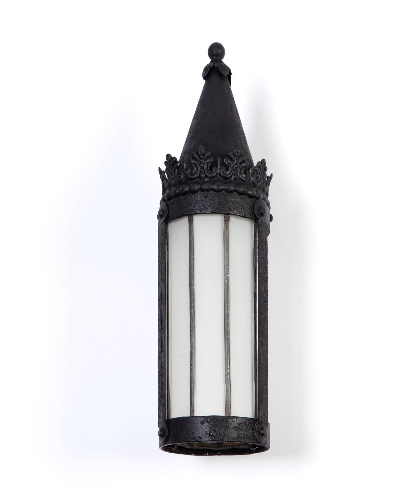 Blackened Iron Wall Lanterns In Excellent Condition In New York, NY