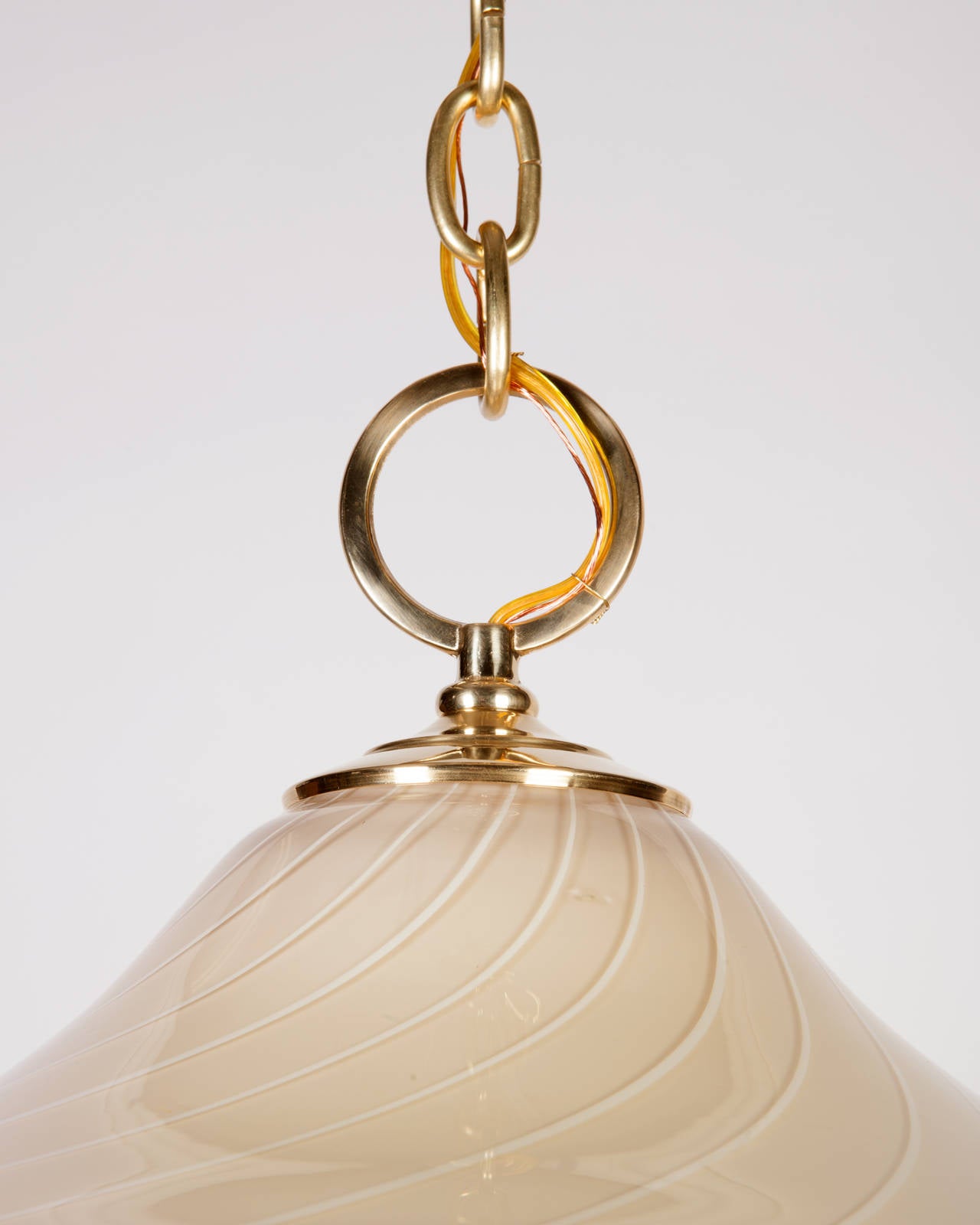 Polished Murano Glass Pendant with White Pinstripes on Brass Fittings, Italian Made 1970s