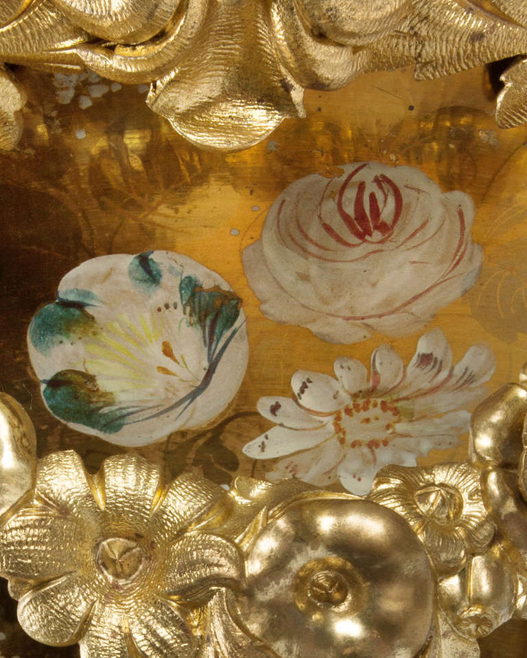 Araña de latón fundido de 1850 con dorado original y flores pintadas a mano Latón en venta