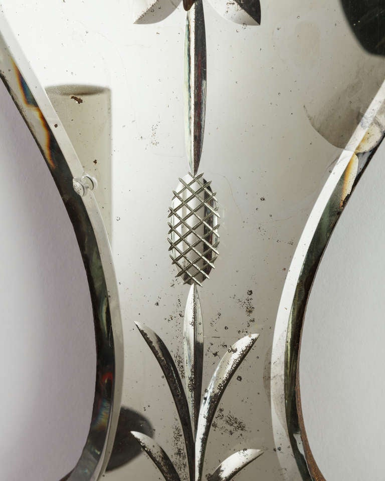 A Pair Of Wheel-cut Mirrored Sconces In Excellent Condition In New York, NY
