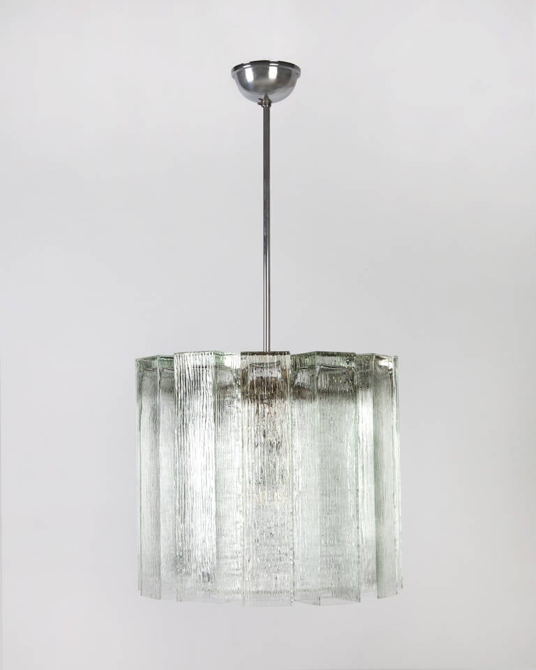 Textured Rectangular Glass Chandelier In Excellent Condition In New York, NY