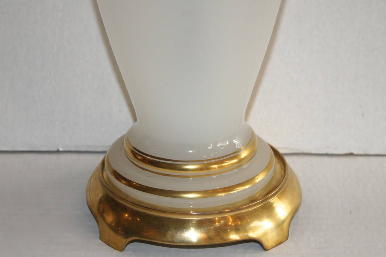 French Opaline Glass Table Lamp For Sale