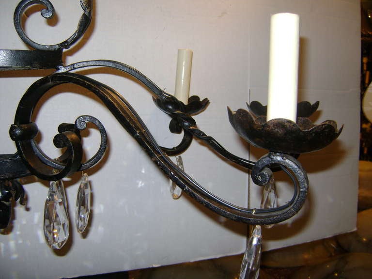 Horizontal Wrought Iron Chandelier with Crystal Pendants In Excellent Condition For Sale In New York, NY