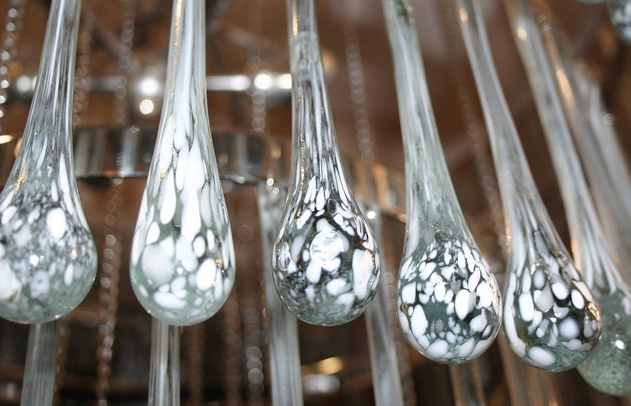 Milieu du XXe siècle Luminaire italien à gouttes de verre en vente