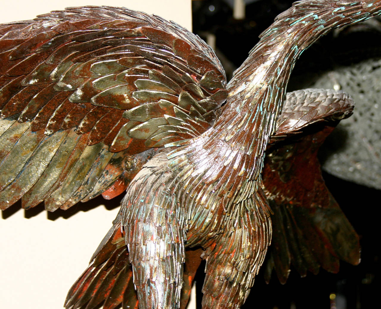 Coppia di grandi sculture di gru in ferro In condizioni buone in vendita a New York, NY