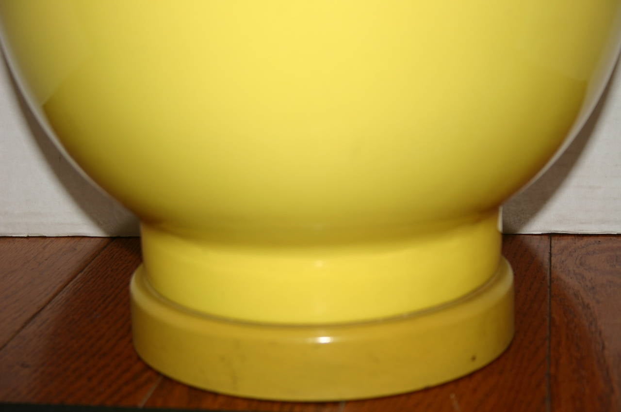Grande lampe de table du milieu du siècle Bon état - En vente à New York, NY