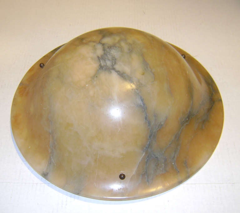 A Circa 1920's Italia alabaster light fixture.

Measurements:
Diameter: 16