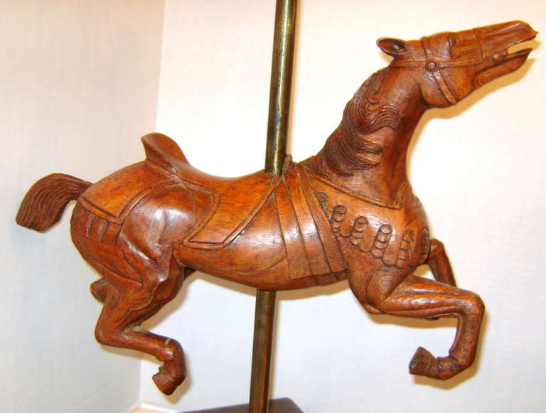 20ième siècle Lampes de table chevaux de manège bois en vente