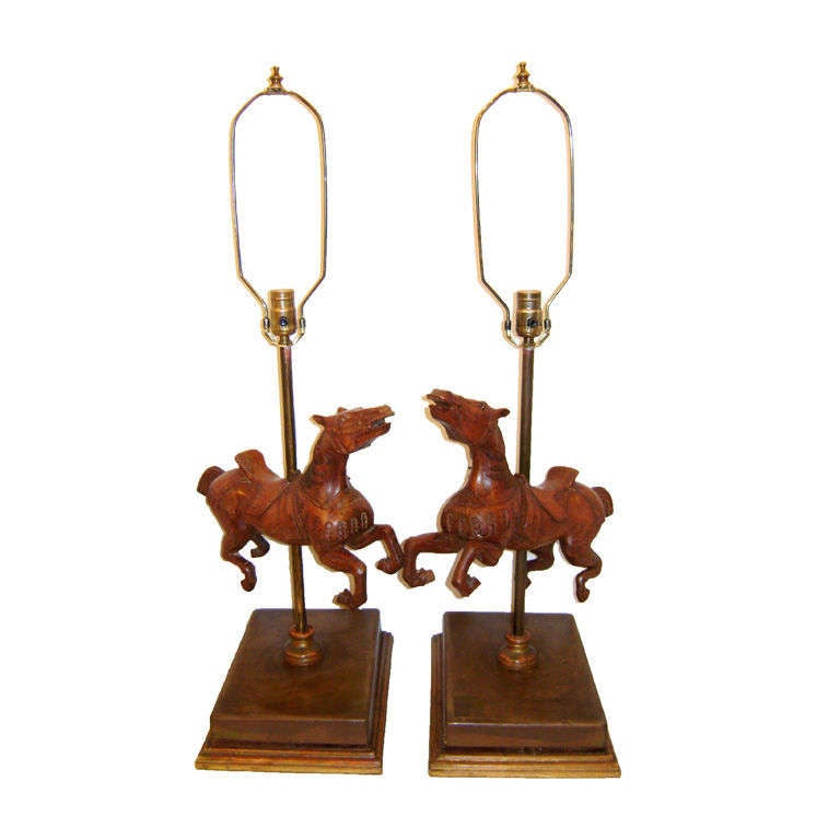 Lampes de table chevaux de manège bois Bon état - En vente à New York, NY