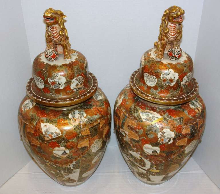 Pair of Large Japanese Porcelain Vases In Excellent Condition For Sale In New York, NY