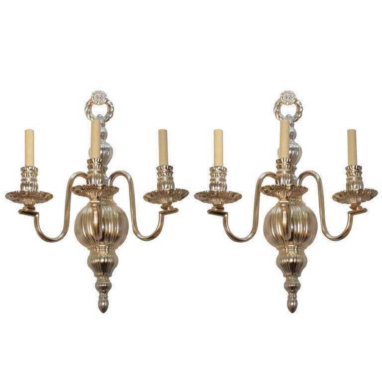 Grandi lampade neoclassiche placcate in argento