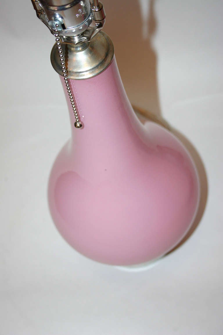 Pair of Pink Opaline Glass Lamps In Good Condition For Sale In New York, NY