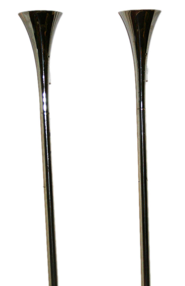 Pair of 1960s chrome-plated torcheres.
Measures: 66.5
