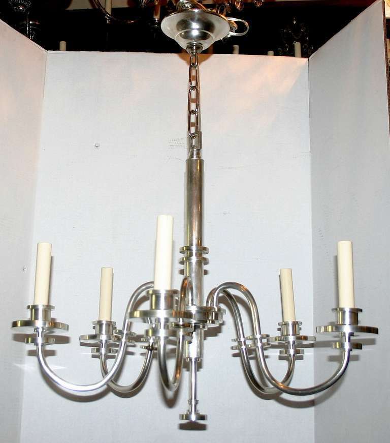 Lampadario Art Deco placcato in argento In condizioni ottime in vendita a New York, NY