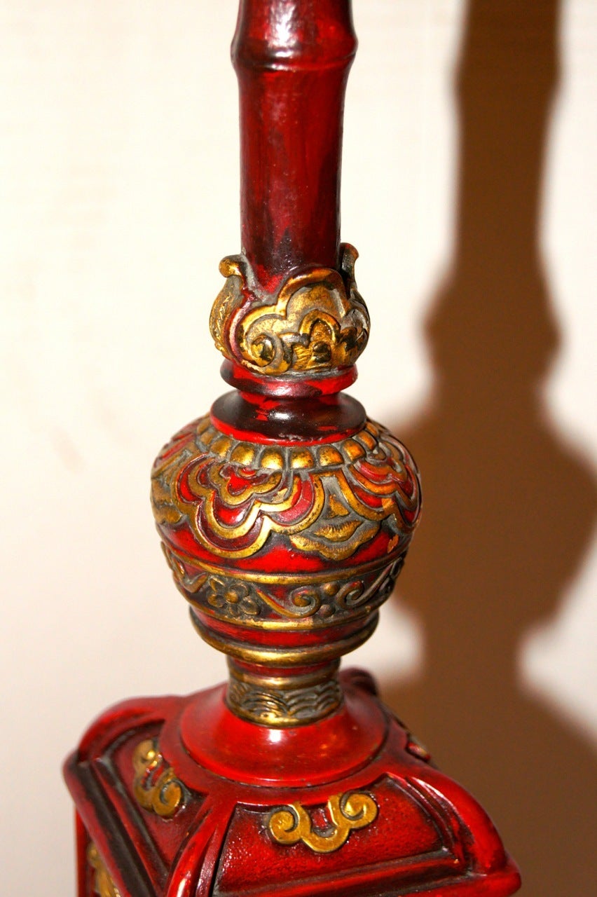 Caldwell Chinoiserie Red Floor Lamp In Excellent Condition For Sale In New York, NY