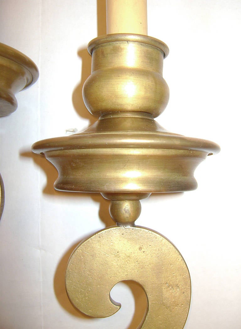Set of Eight Gilt Bronze Sconces In Excellent Condition For Sale In New York, NY