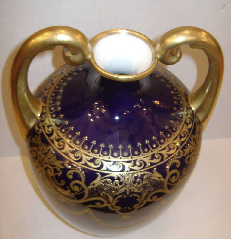 English Pair of Cobalt Blue Porcelain Vases For Sale