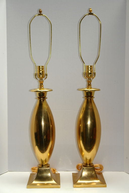Pair of 1940s Italian gilt bronze table lamps.

Measurements:
Height of body: 19.5