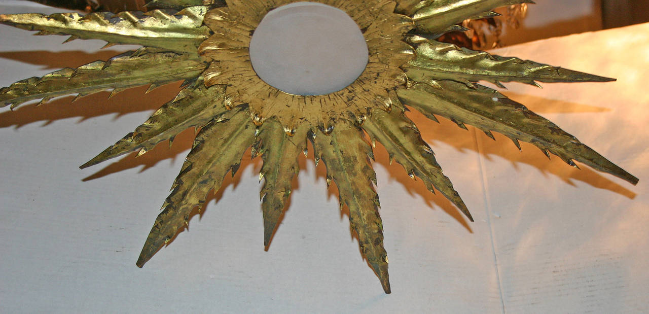 Large Gilt Metal Sunburst Light Fixture In Good Condition For Sale In New York, NY