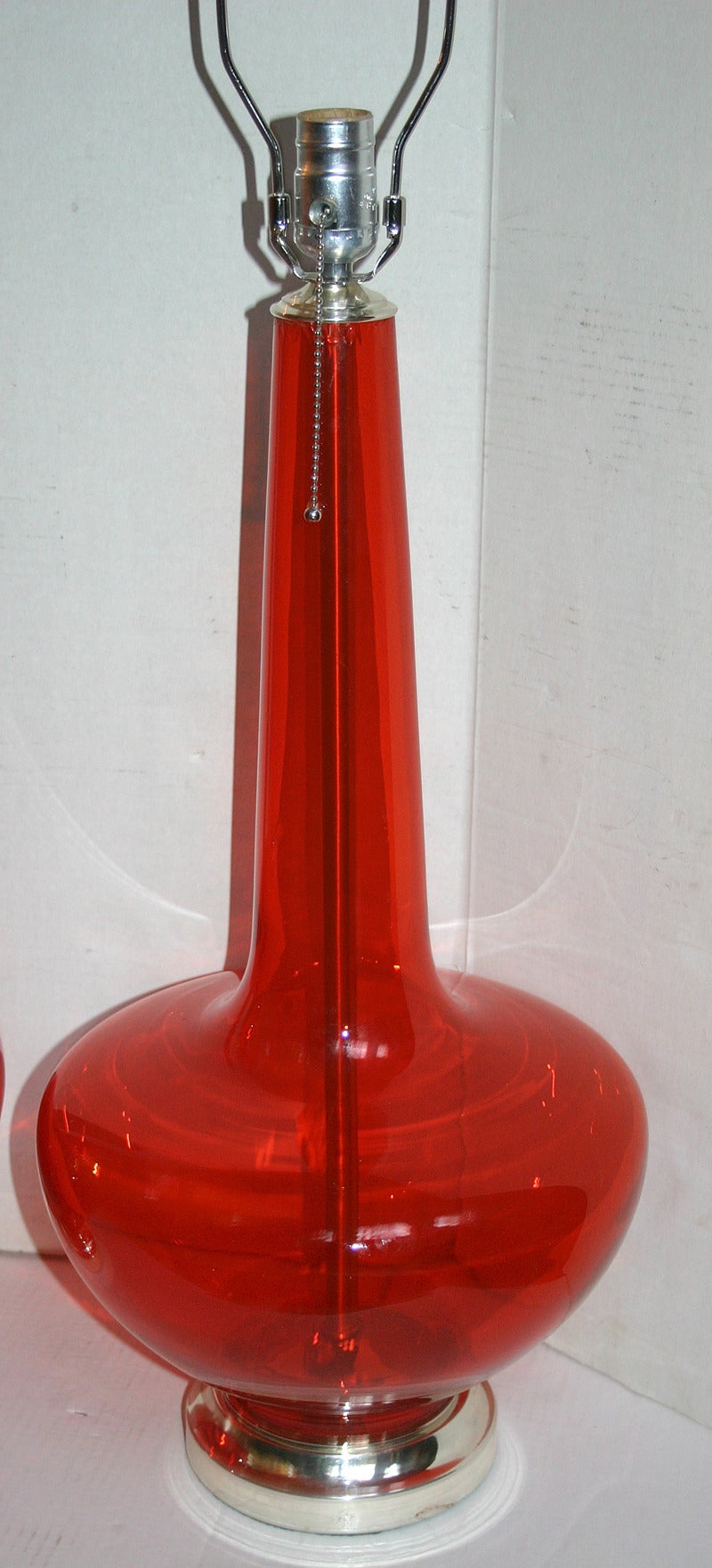Mid-20th Century Pair of Moderne Red Glass Table Lamps For Sale