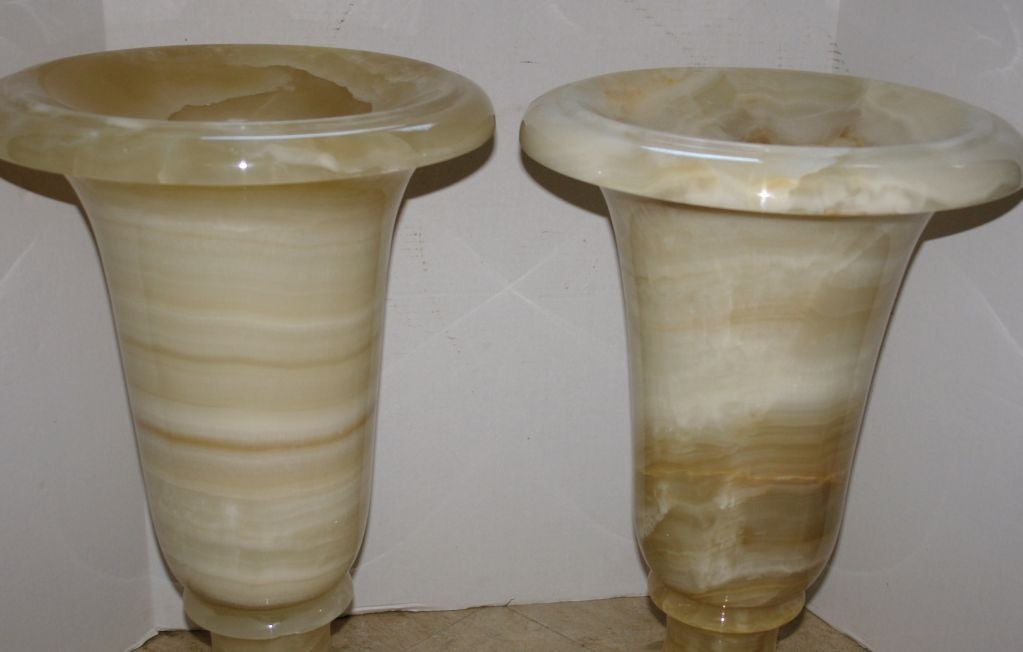 Large Onyx Urns