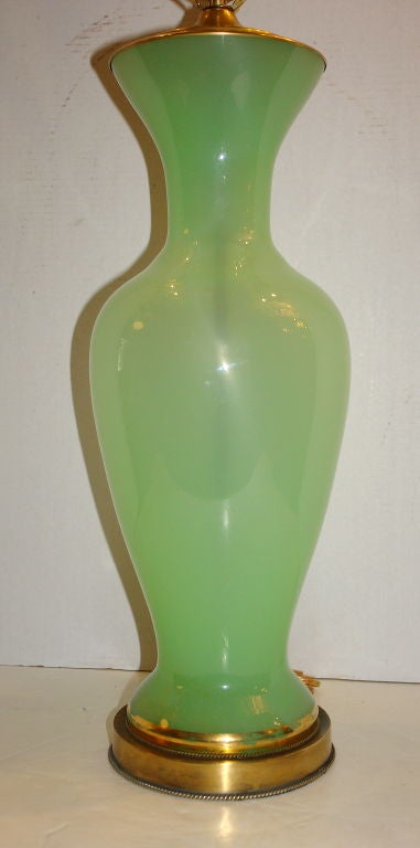Green Opaline Table Lamp In Good Condition For Sale In New York, NY