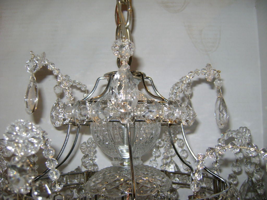 Pagoda Shaped Crystal Lantern