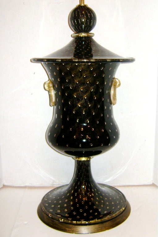 Large Venetian Glass Lamp In Excellent Condition In New York, NY