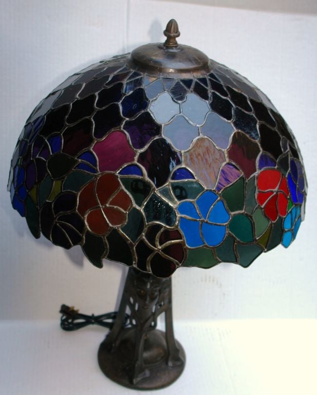 Single Lamp with Leaded Glass SHade