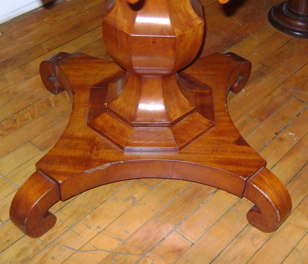 Swedish Mahogany Oval Table For Sale 1