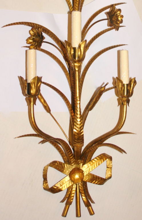 Large Gilt Metal Foliage Sconces In Good Condition For Sale In New York, NY
