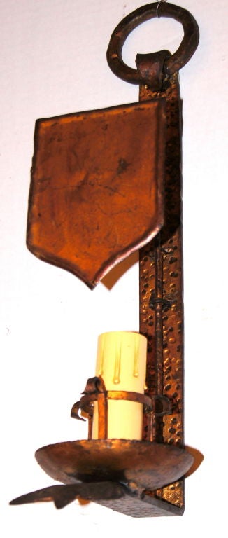Italiano Coppia di applique in metallo dorato in vendita