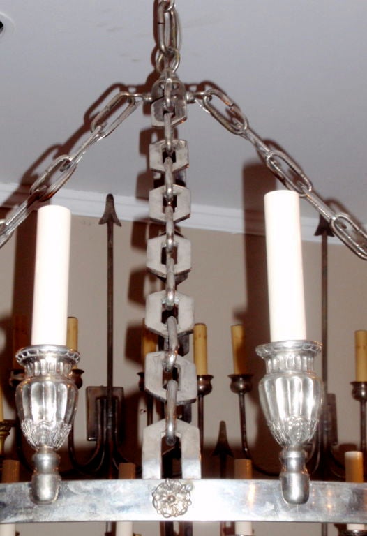 Lampadario placcato in argento in vendita 1