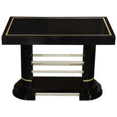Modernistic Side Table in Black Lacquer