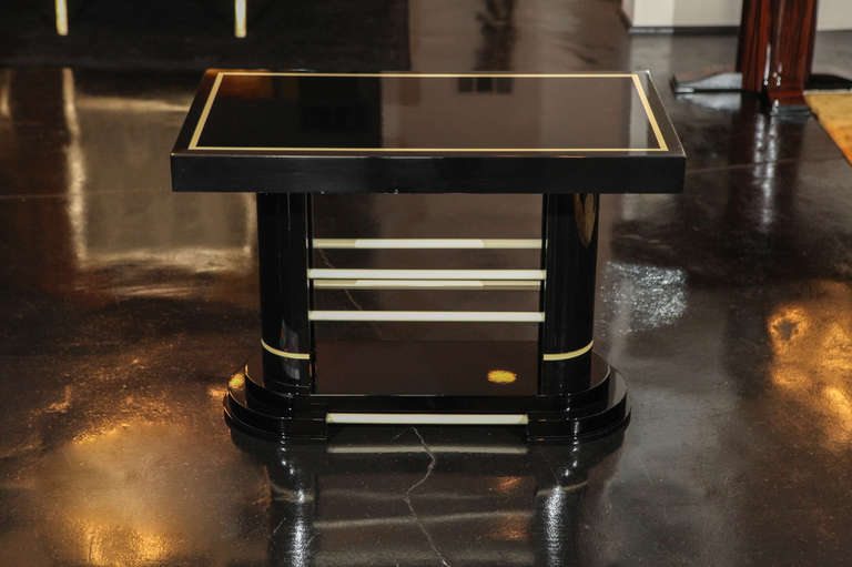 Art Deco Modernistic Side Table in Black Lacquer