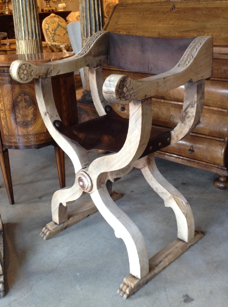 Pair of Italian Savonarola Chairs For Sale 1