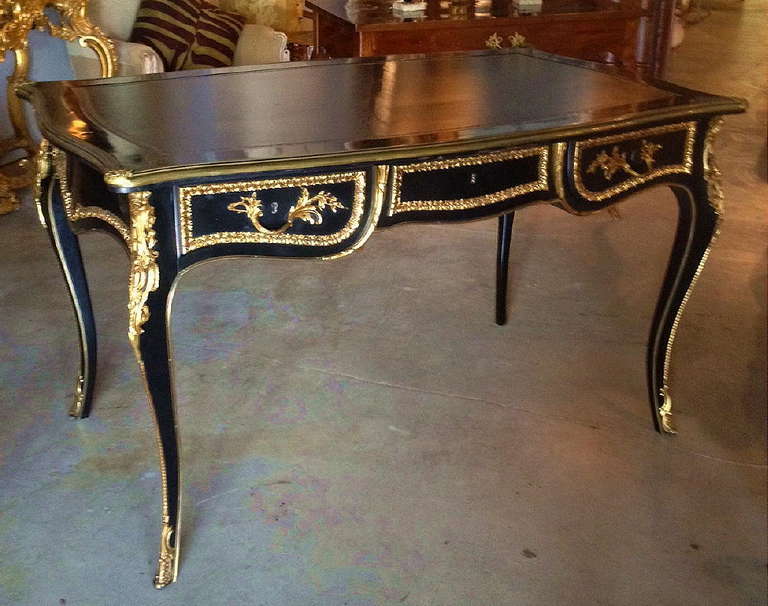 French Louis XV Style Leather Top Ebonized Bureau Plat 4