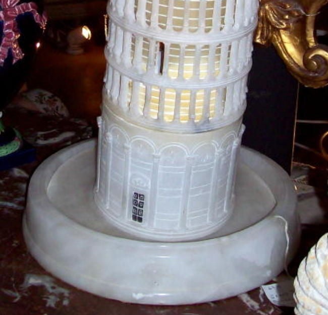 leaning tower of pisa lamp