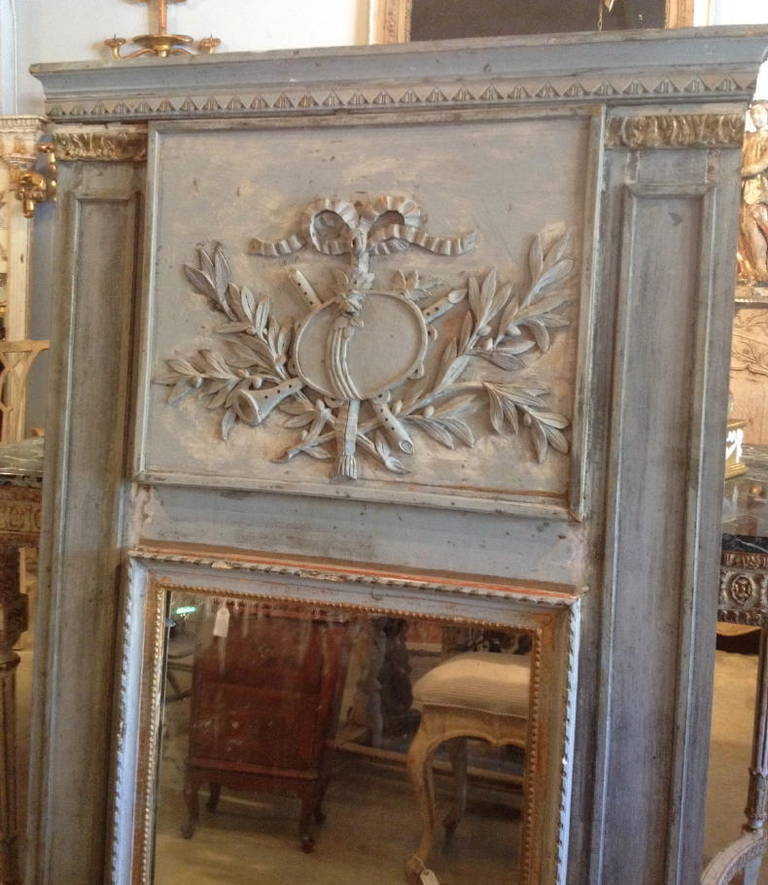 19th Century French Painted Trumeau In Excellent Condition For Sale In West Palm Beach, FL